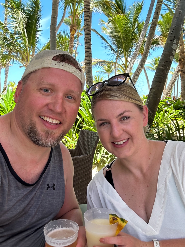 Enjoying A Drink Poolside with Palm Trees in the Background - Week in Rewind with Midwest Life and Style Volume 57