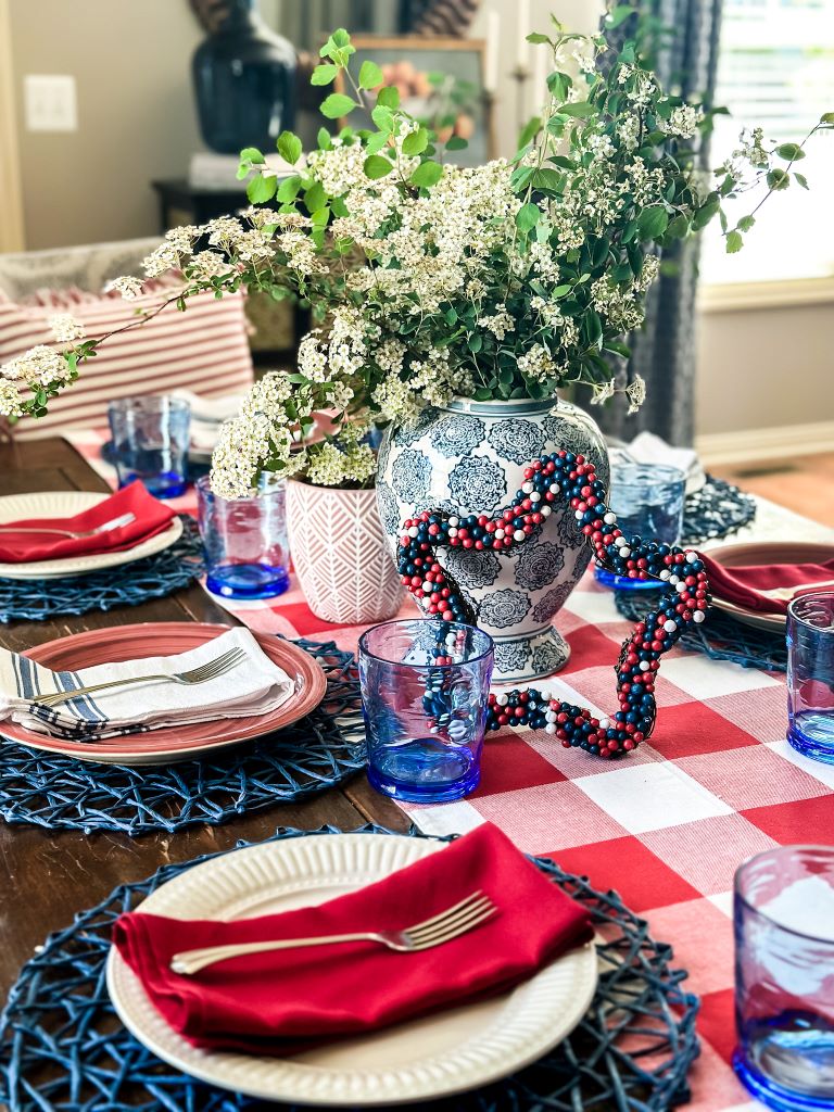 Red, White and Blue Tablescape from Cottage In The Mitten - Week in Rewind with Midwest Life and Style Volume 58 