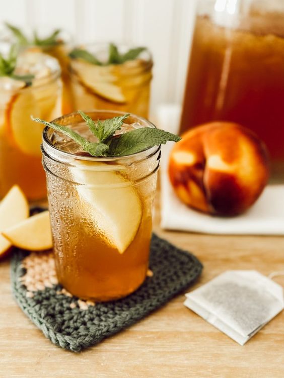 Sweet Peach Iced Tea from Eleanor Rose Home - The Week in Rewind Volume 61 with Midwest Life and Style