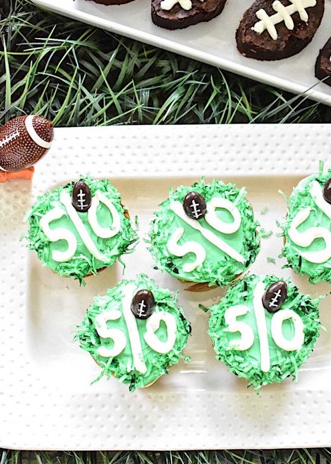 Football Tailgate Dessert Bar - Football Tailgate Recipes - Midwest Life and Style Blog