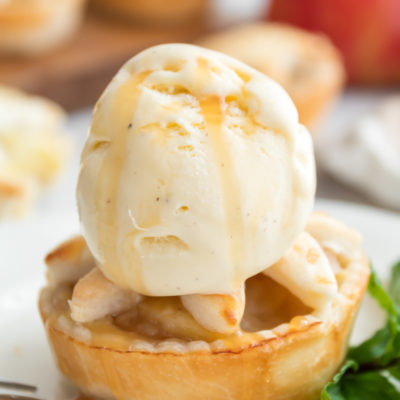 Simple Caramel Apple Pie Bites