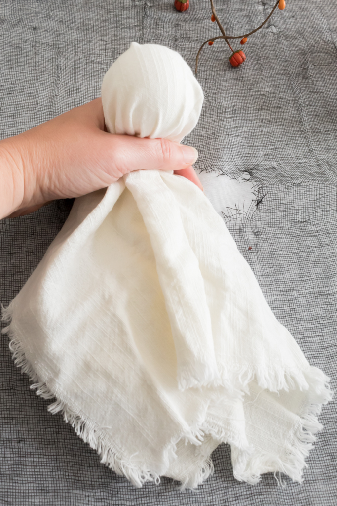 5-Minute DIY Ghost Napkin - Midwest Life and Style Blog