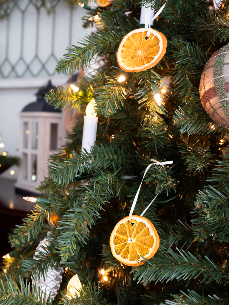 How To Make Easy Dried Orange Ornaments For Christmas