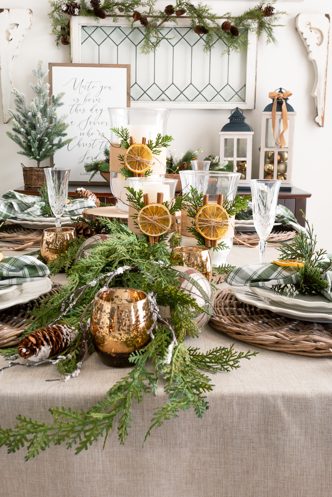 How To Style A Rustic Christmas Tablescape In 5 Simple Steps - Midwest Life and Style