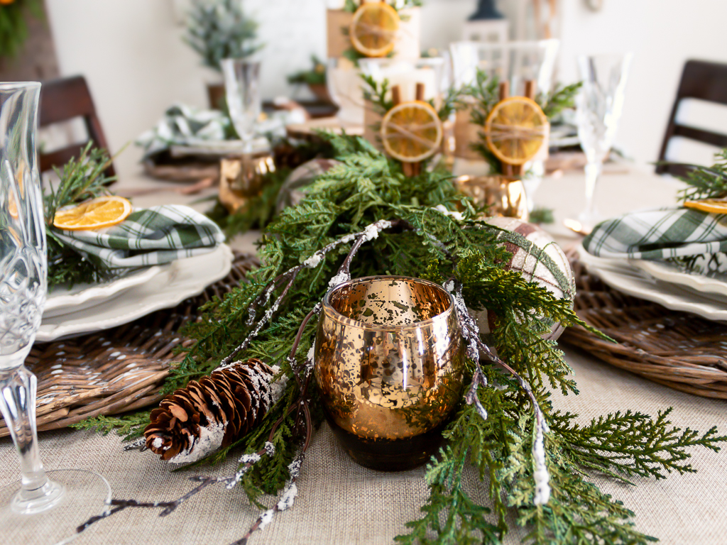 How To Style A Rustic Christmas Tablescape In 5 Simple Steps - Midwest Life and Style