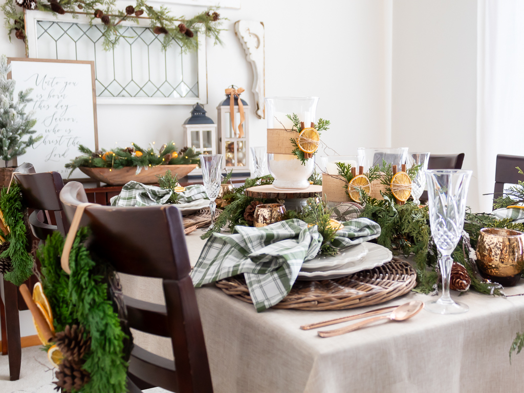 How To Style A Rustic Christmas Tablescape In 5 Simple Steps - Midwest Life and Style