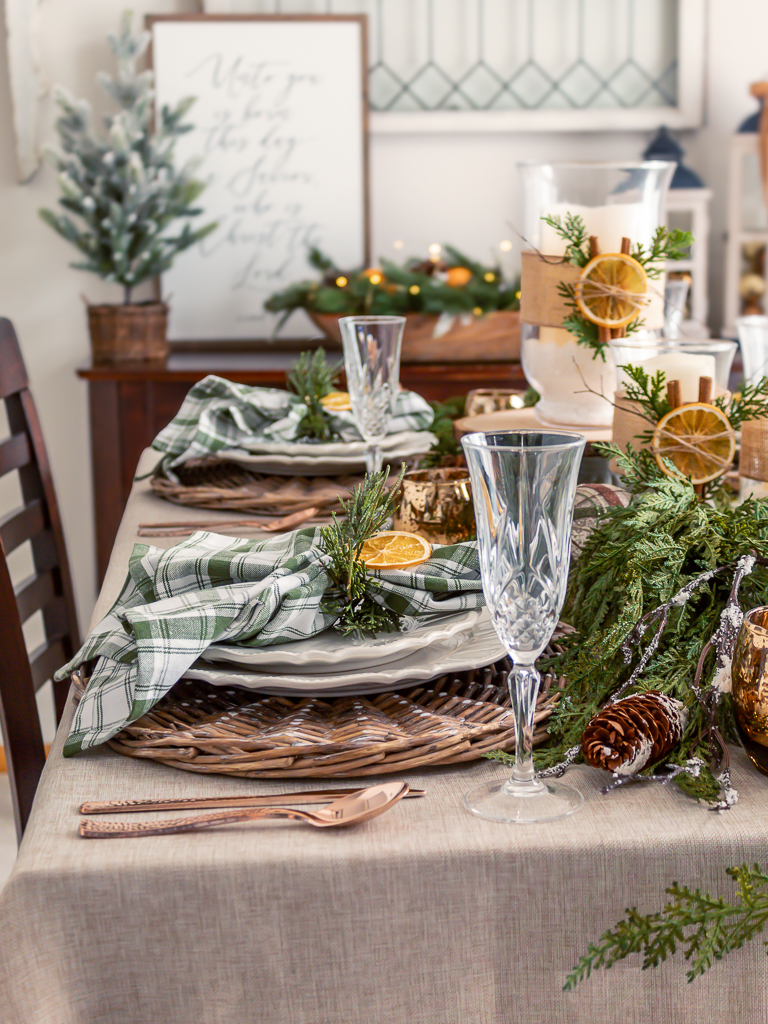 Rustic and Elegant Christmas Tablecape with Dried Oranges