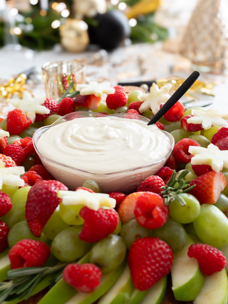 Irresistibly Good Creamy Fruit Dip