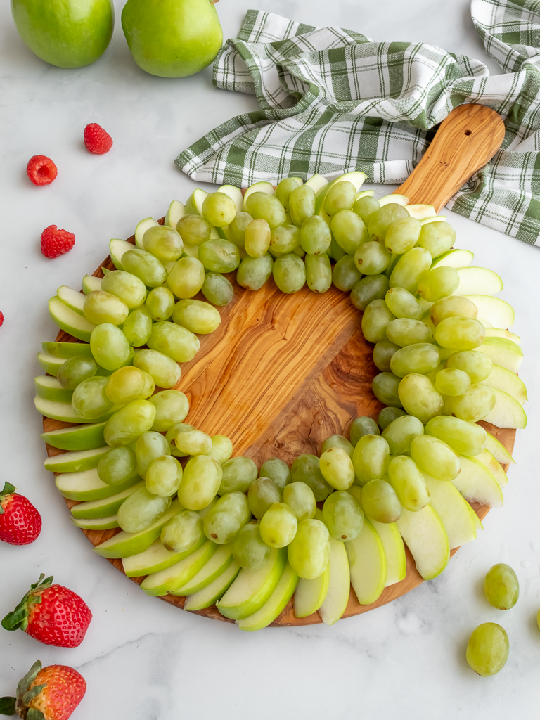 Edible Fruit Wreath - Midwest Life and Style Blog