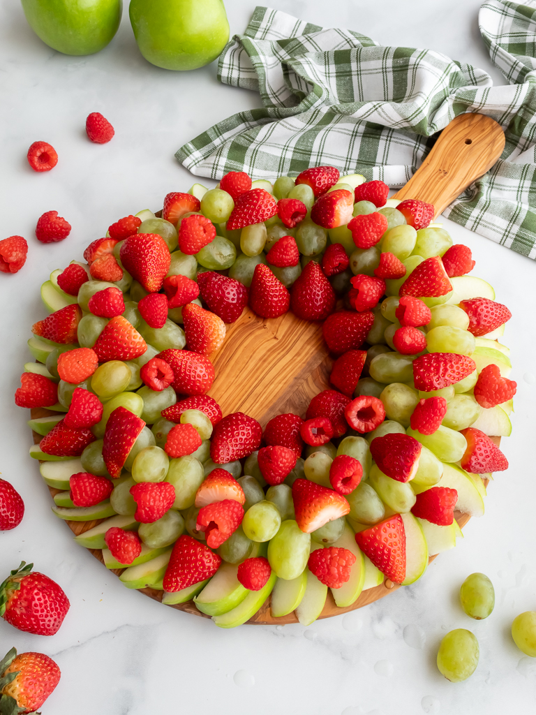 Edible Fruit Wreath - Midwest Life and Style Blog