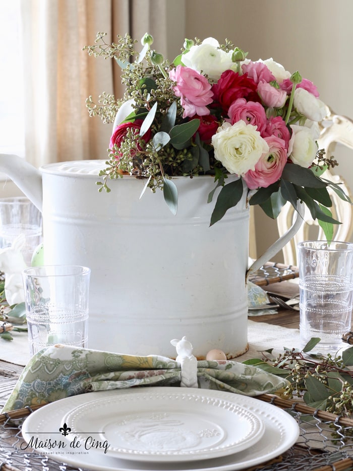 Spring tablescape with ranaculus centerpiece from Maison de cinq - Week in Rewind Volume 79