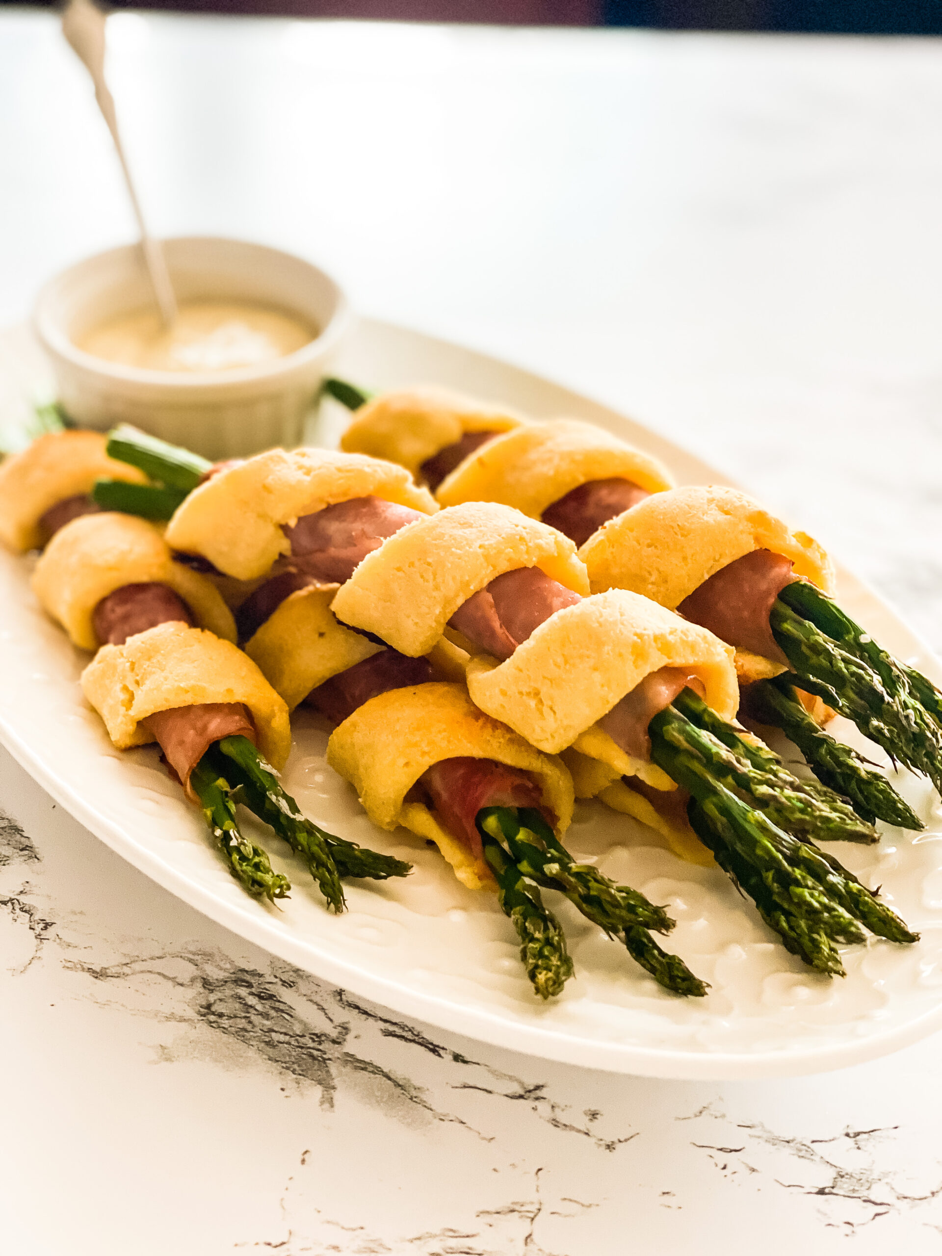 Low Carb Asparagus and Ham Twists from Simply 2 Moms