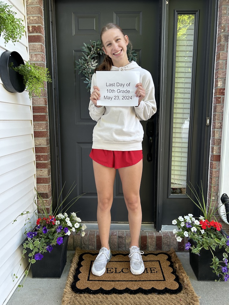 Last day of 10th grade photos on the porch