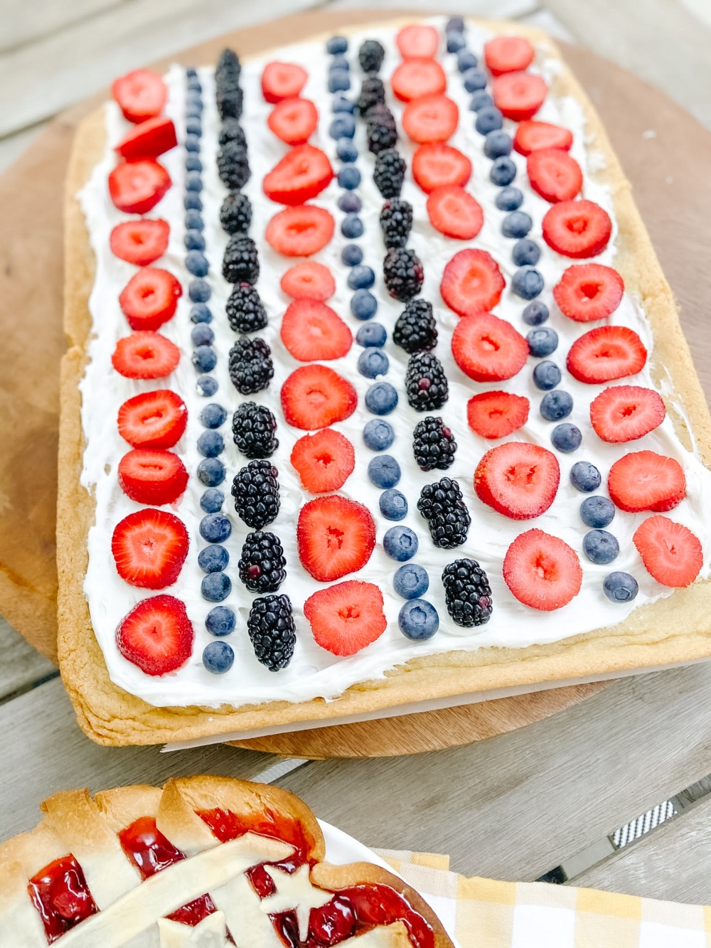 Flag fruit pizza dessert from Taterots and Jello - Week in Rewind Volume 87